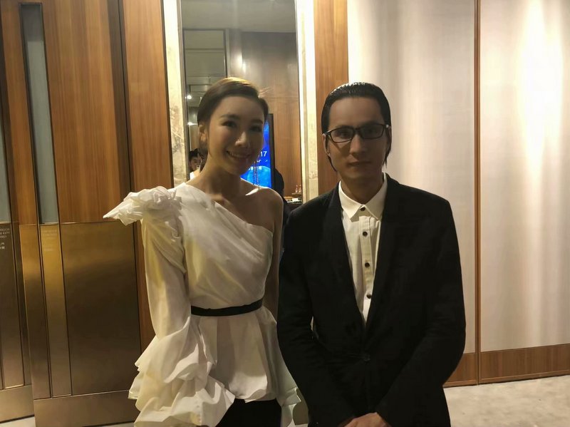 吴颖与李施嬅
